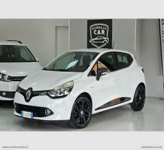 Auto - Renault clio 1.5 dci 8v 75 cv 5p. costume nat.