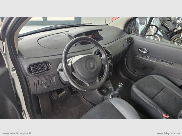 Auto - Renault grand modus 1.2 tce live