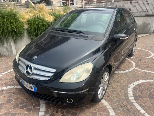 Auto - Mercedes-benz b 180 cdi sport