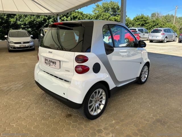 Auto - Smart fortwo 1000 52 kw mhd coupÃ© passion