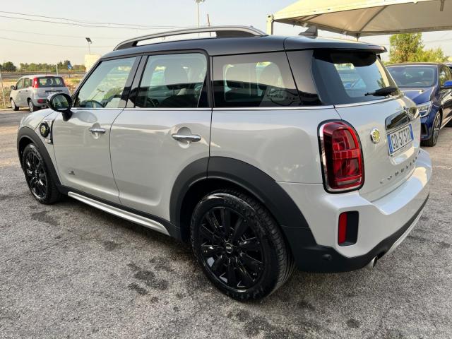 Auto - Mini mini cooper se countryman all4 aut.