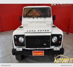 Auto - Land rover defender 90 2.2 td4 n1