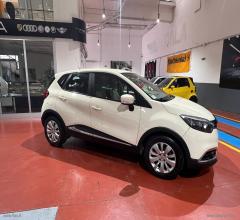 Auto - Renault captur 1.5 dci 8v 90 cv s&s wave