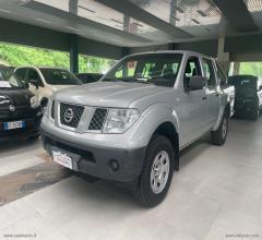 Auto - Nissan navara 2.5 dci 4p. double cab xe