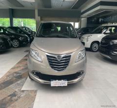 Auto - Lancia ypsilon 1.2 69 cv 5p. gold