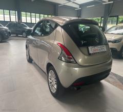 Auto - Lancia ypsilon 1.2 69 cv 5p. gold