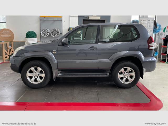 Auto - Toyota land cruiser 3.0 d-4d 16v 3p. aut. exec.