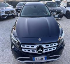 Auto - Mercedes-benz gla 200 d automatic business