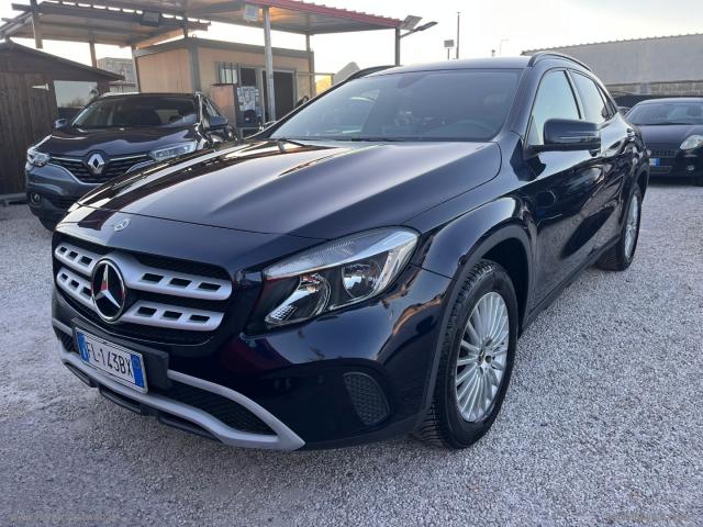 Auto - Mercedes-benz gla 200 d automatic business