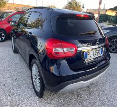 Auto - Mercedes-benz gla 200 d automatic business