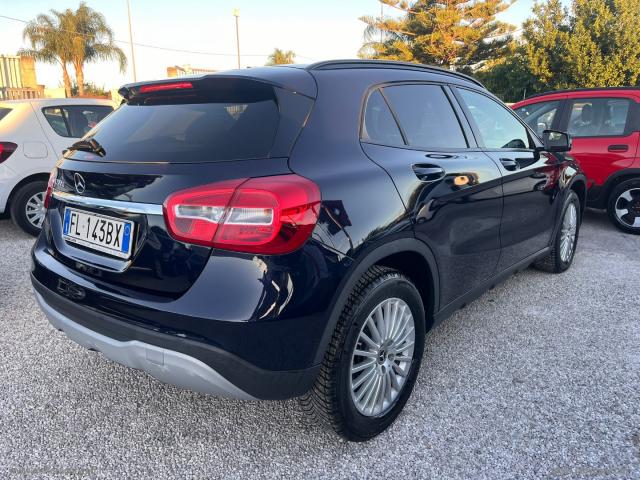 Auto - Mercedes-benz gla 200 d automatic business