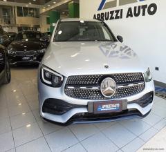 Auto - Mercedes-benz glc 300 d 4matic premium plus