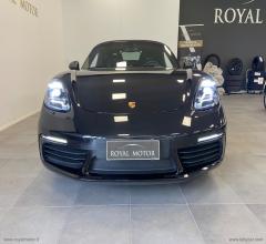 Auto - Porsche 718 boxster t