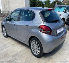 Auto - Peugeot 208 bluehdi 100 s&s 5p. allure