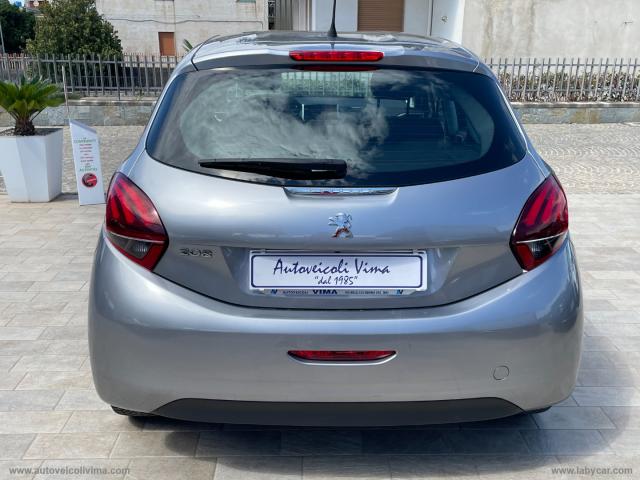 Auto - Peugeot 208 bluehdi 100 s&s 5p. allure