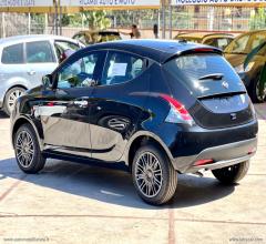 Auto - Lancia ypsilon 1.0 firefly 5p.s&s hybryd gold