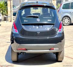 Auto - Lancia ypsilon 1.0 firefly 5p.s&s hybryd gold