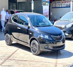 Auto - Lancia ypsilon 1.0 firefly 5p.s&s hybryd gold