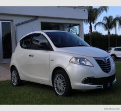 Auto - Lancia ypsilon 1.3 mjt 95 cv 5p. s&s gold