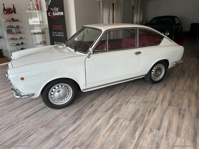 Auto - Fiat 850 coupe