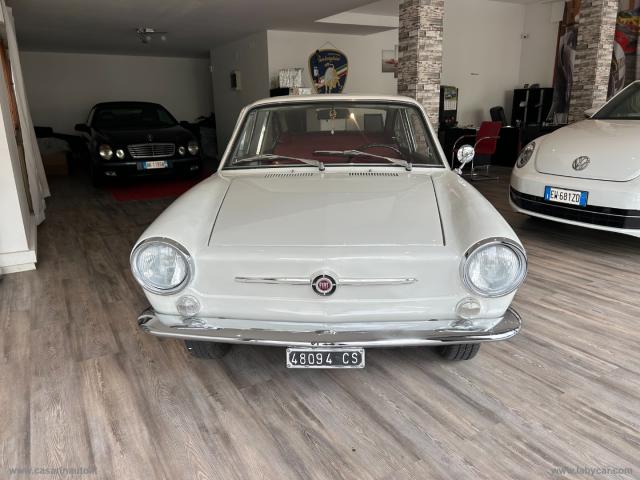 Auto - Fiat 850 coupe