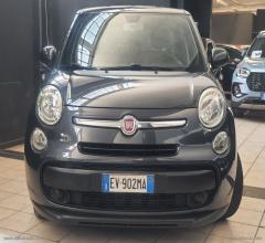 Auto - Fiat 500l living 1.6 mjt 105 cv