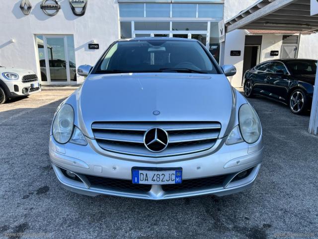 Auto - Mercedes-benz r 320 cdi 4matic