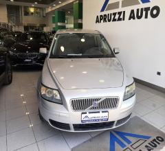 Auto - Volvo v50 2.0 d momentum