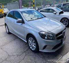 Auto - Mercedes-benz a 180 d automatic executive