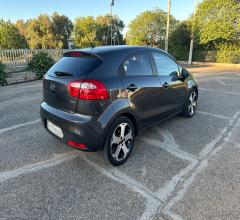 Auto - Kia rio 1.4 crdi wgt 5p. ex plus