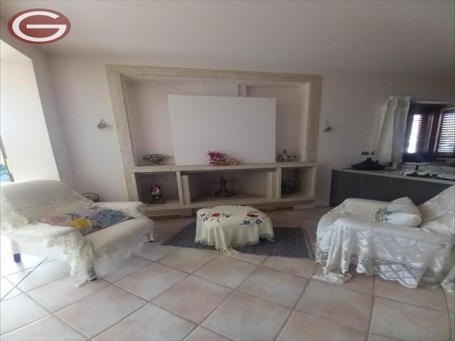 Appartamenti in Vendita - Villa in vendita a taurianova zona semicentrale