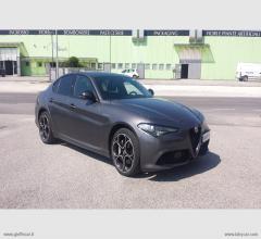 Auto - Alfa romeo giulia 2.0 turbo 280cv at8 awd q4 veloce