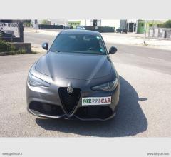 Auto - Alfa romeo giulia 2.0 turbo 280cv at8 awd q4 veloce