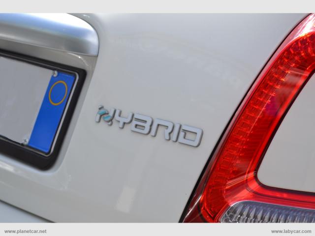 Auto - Fiat 500 c 1.0 hybrid connect