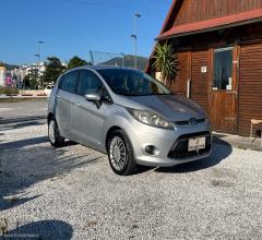 Auto - Ford fiesta+ 1.4 5p. bz.- gpl