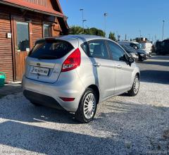 Auto - Ford fiesta+ 1.4 5p. bz.- gpl