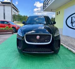 Auto - Jaguar e-pace 2.0d 150cv r-dynamic se