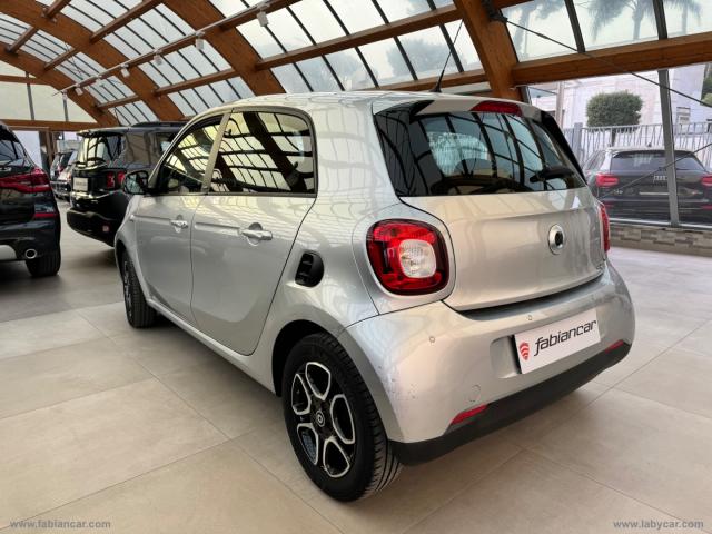 Auto - Smart forfour 70 1.0 twinamic passion