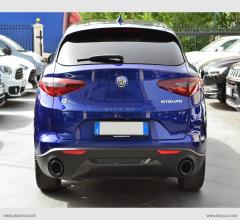 Auto - Alfa romeo stelvio 2.2 t.diesel 190 cv at8 q4 exec.