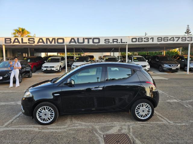 Auto - Lancia ypsilon 1.2 69 cv 5p. platinum