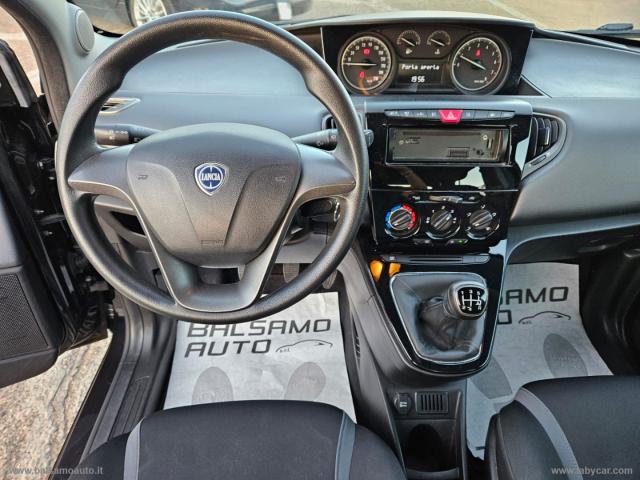 Auto - Lancia ypsilon 1.2 69 cv 5p. platinum