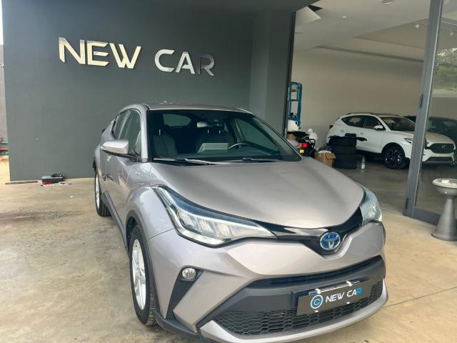 Auto - Toyota c-hr 1.8 hybrid e-cvt business