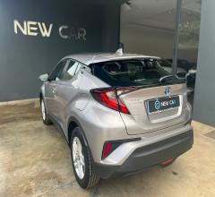 Auto - Toyota c-hr 1.8 hybrid e-cvt business