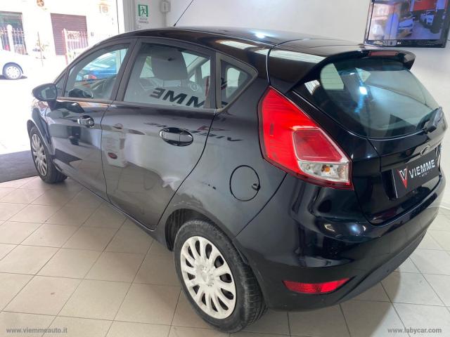 Auto - Ford fiesta 1.4 5p. bz.- gpl