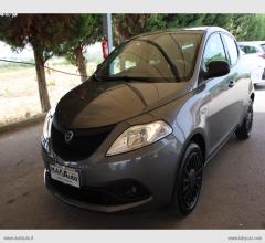 Auto - Lancia ypsilon 1.2 69 cv 5p. gpl ecochic ele.bl