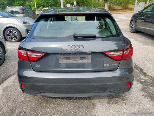 Auto - Audi a1 spb 25 tfsi