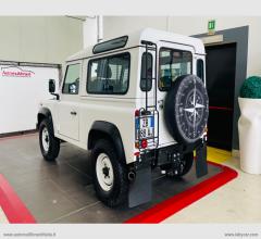 Auto - Land rover defender 90 2.2 td4 pick up base