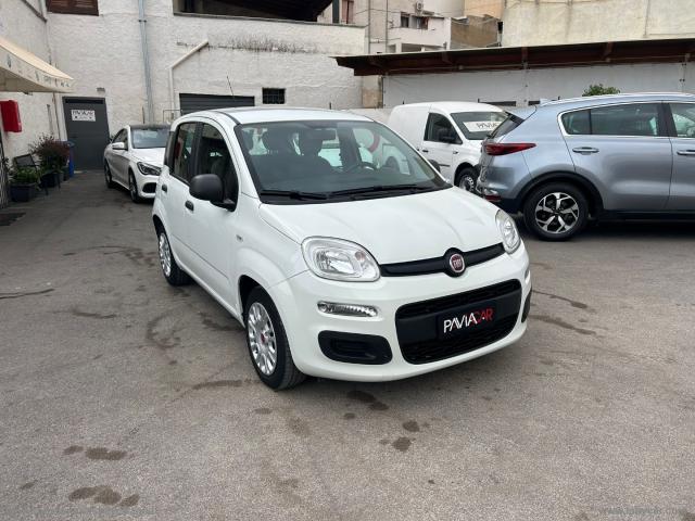 Auto - Fiat panda 1.0 firefly s&s hybrid