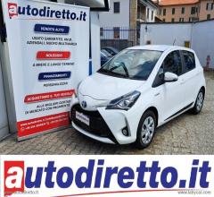 Auto - Toyota yaris 1.5 hybrid 5p. cool