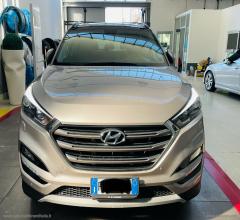 Auto - Hyundai tucson 1.7 crdi xpossible